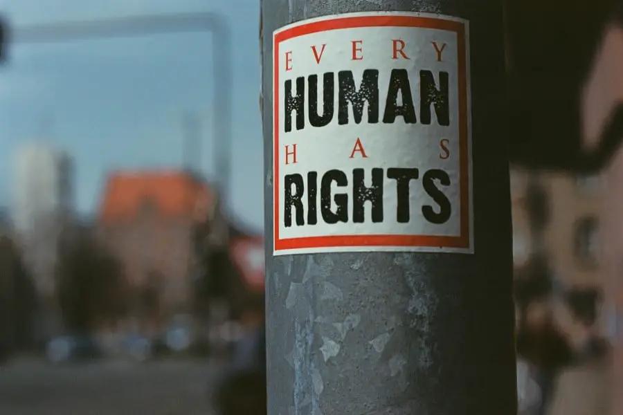 You are currently viewing 6 NGO Human Rights Jobs (And What You Need To Apply)